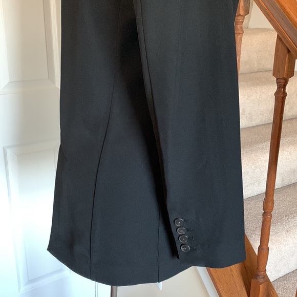 Elie Tahari 2 button jacket - Picture 4 of 10